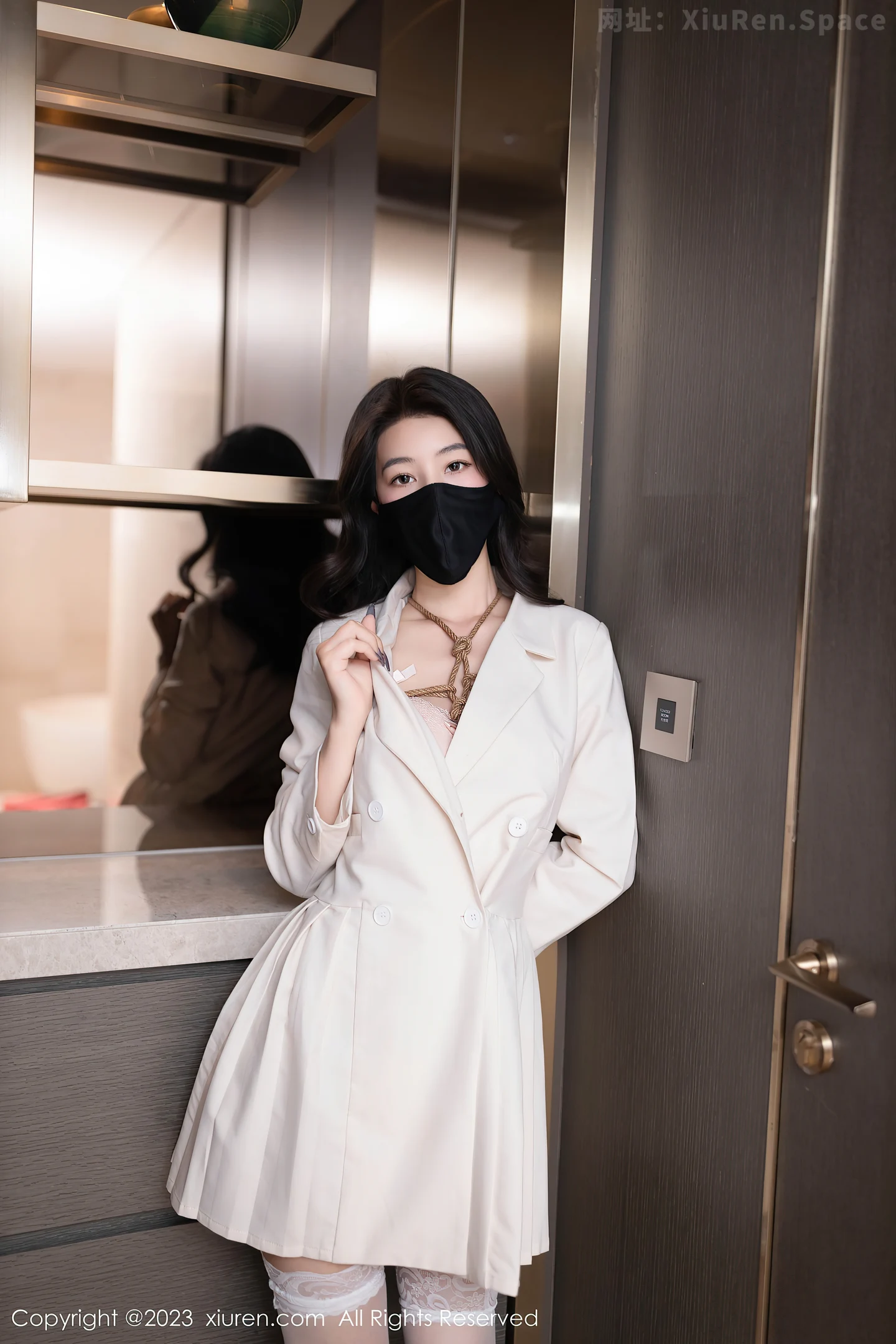 图片[2]-[XiuRen秀人网]VOL.7769 模特熊小诺性感粉色蕾丝连体内衣情趣捆绑秀惹火身材诱惑写真84P-秀人网官方网站